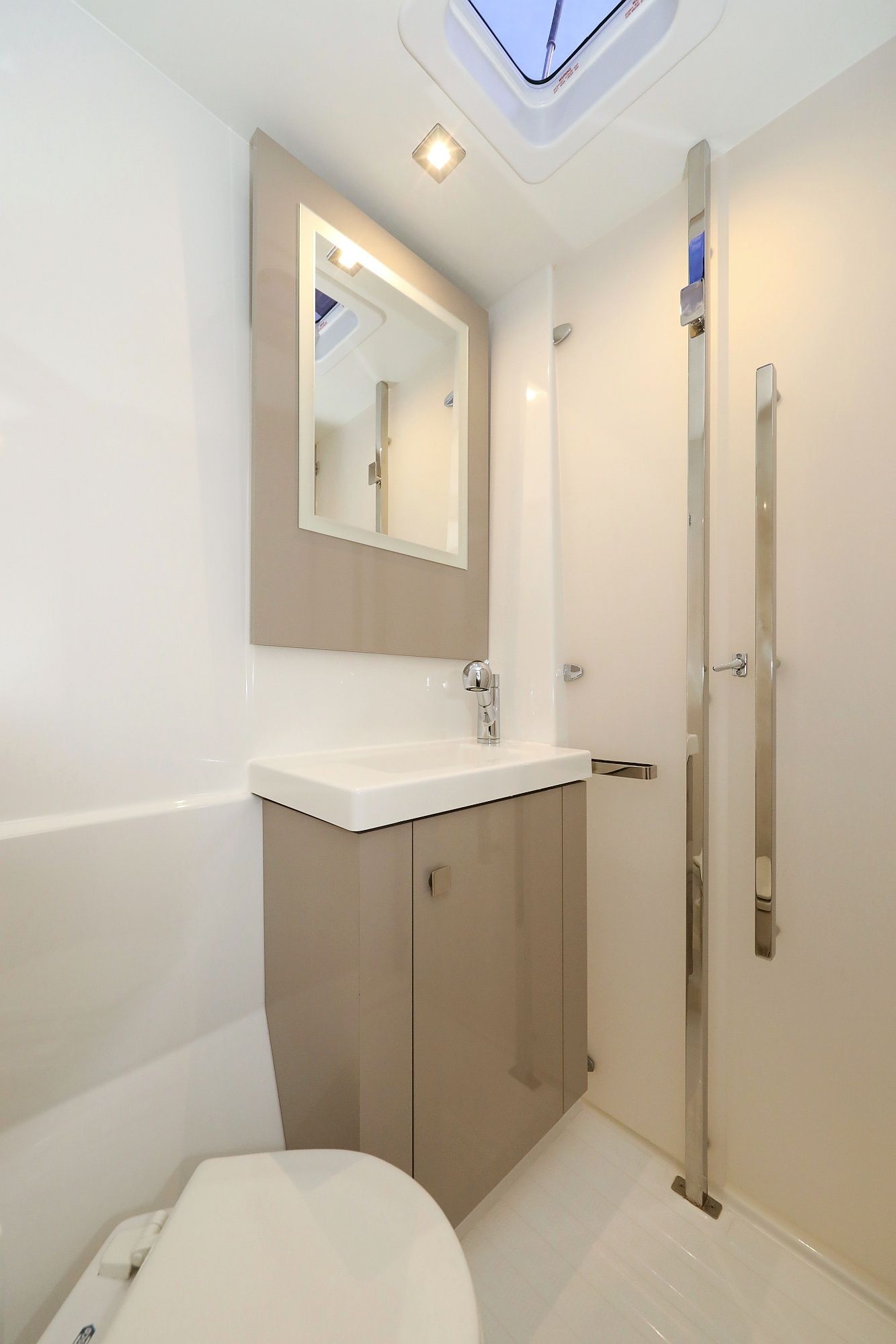 Fountaine Pajot Astrea 42 | Discordia