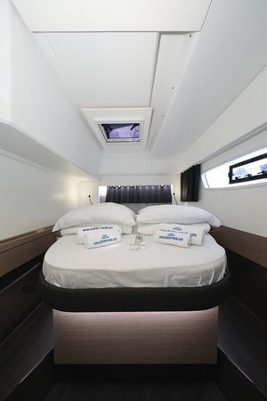 Fountaine Pajot Astrea 42 | Discordia