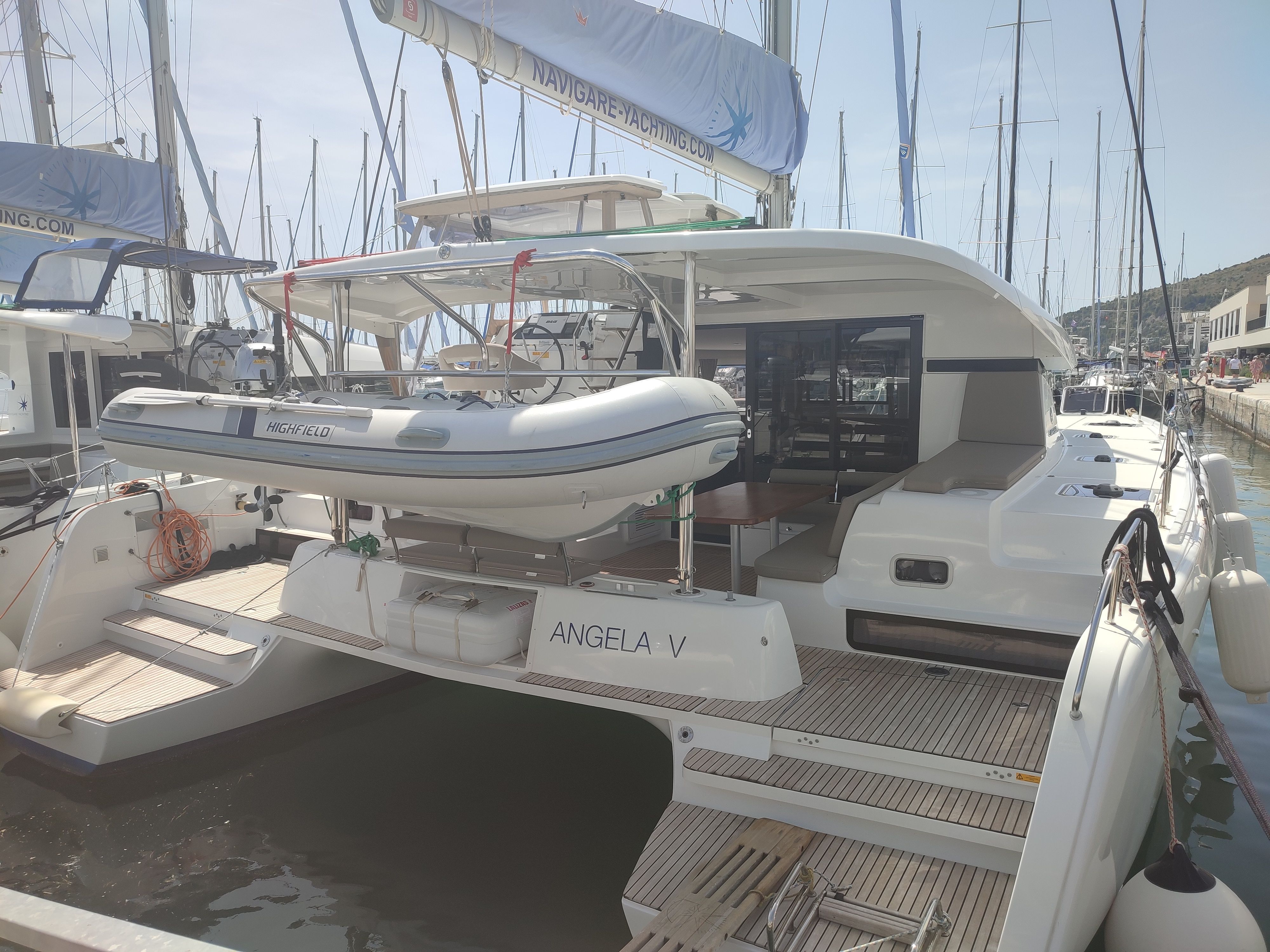 Lagoon 42 | Angela 5