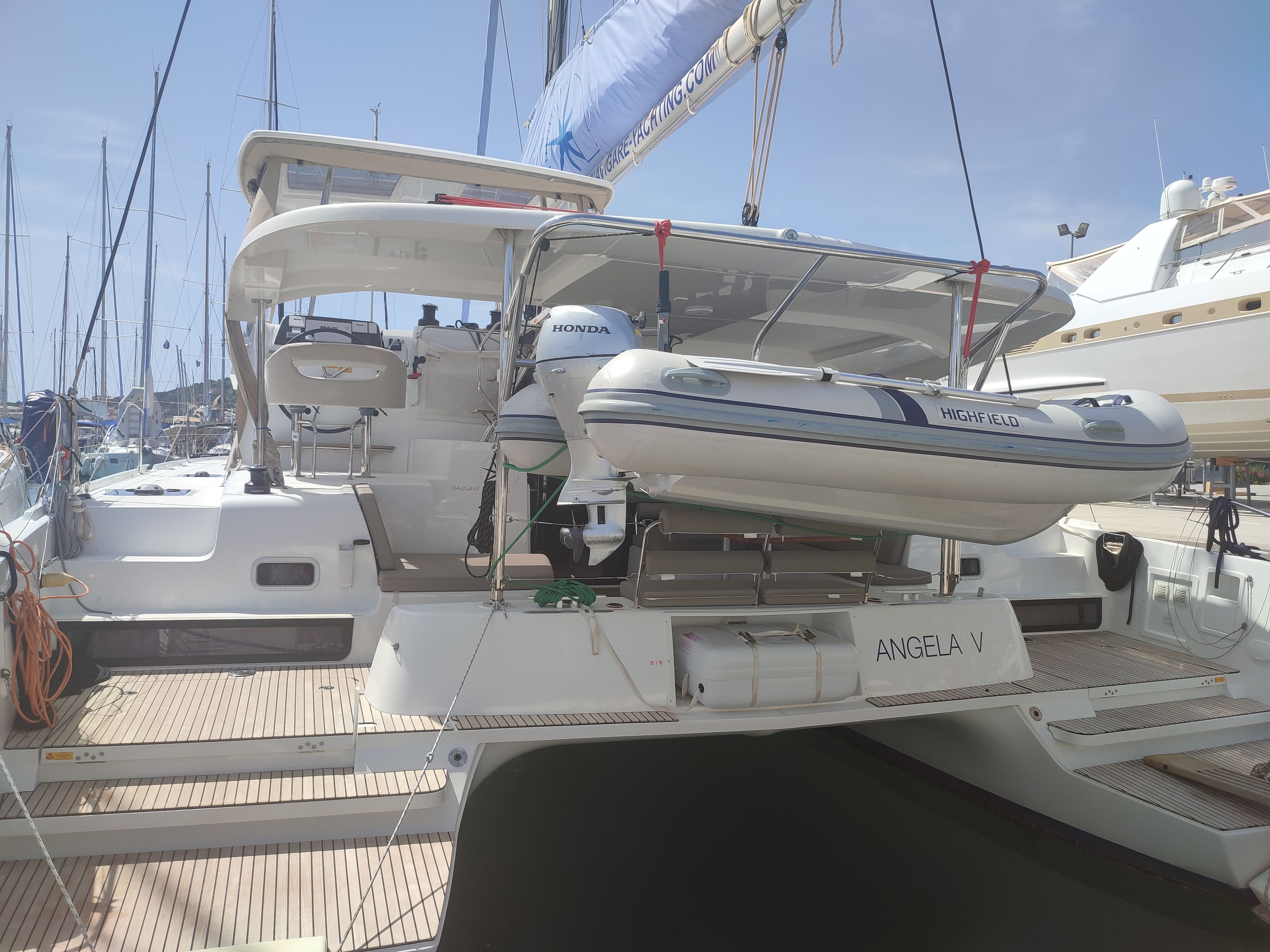 Lagoon 42 | Angela 5