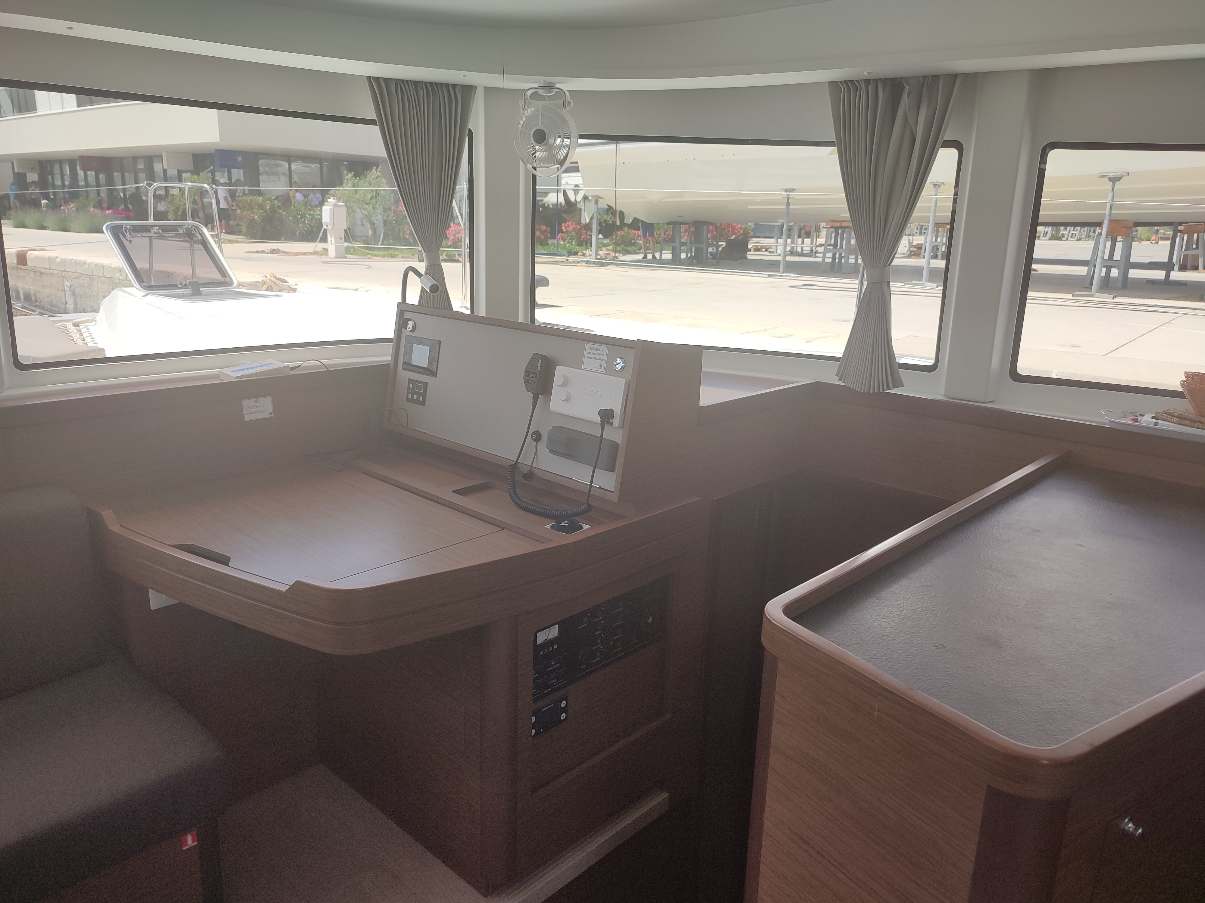 Lagoon 42 | Angela 5