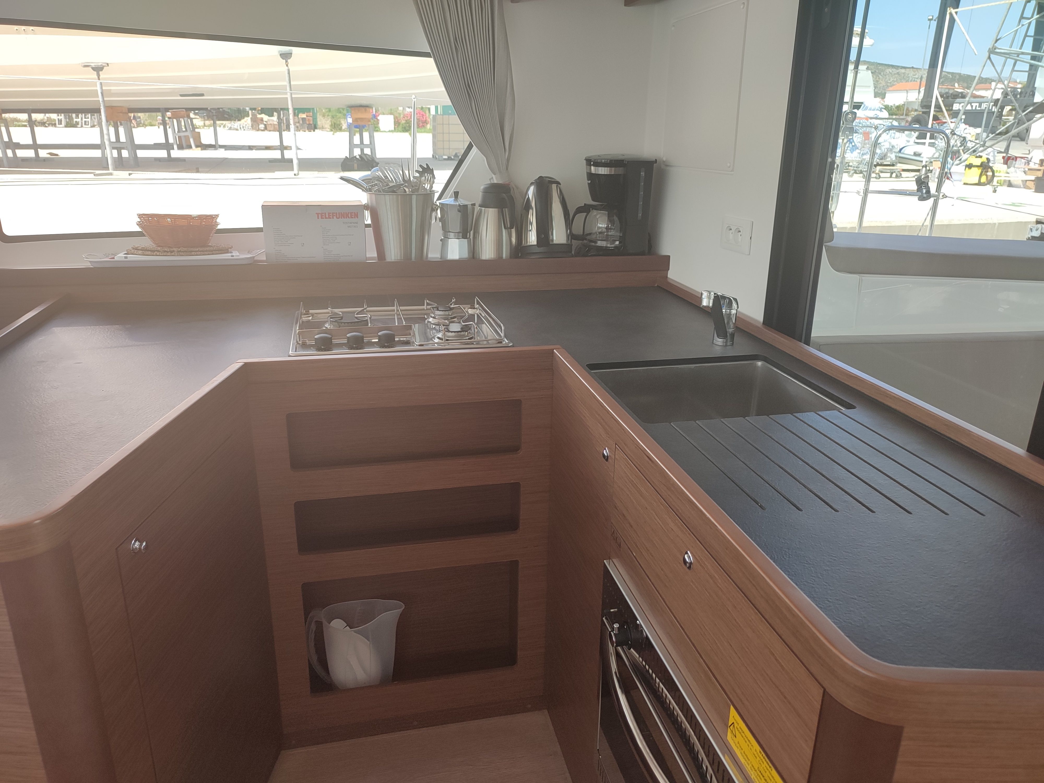 Lagoon 42 | Angela 5