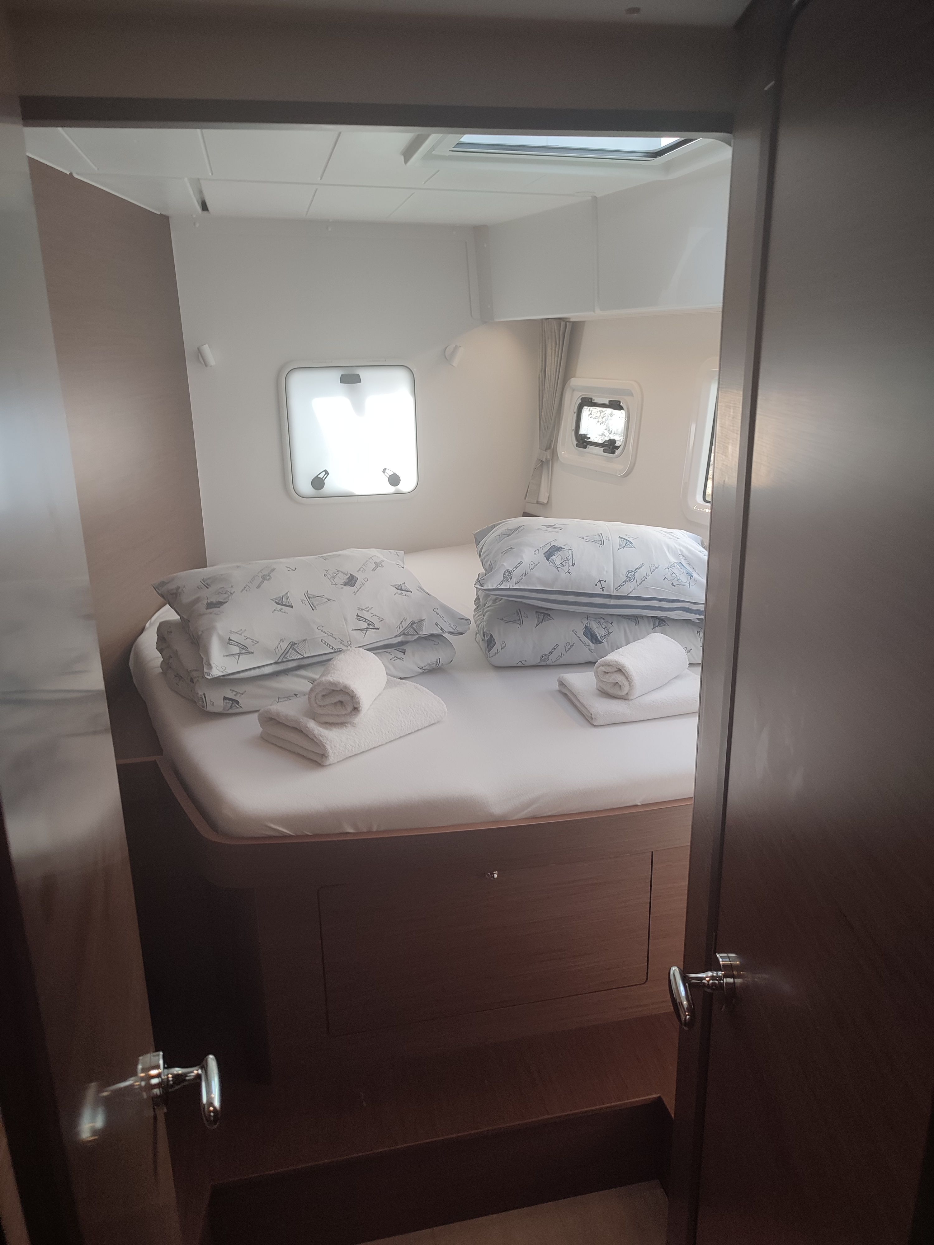 Lagoon 42 | Angela 5