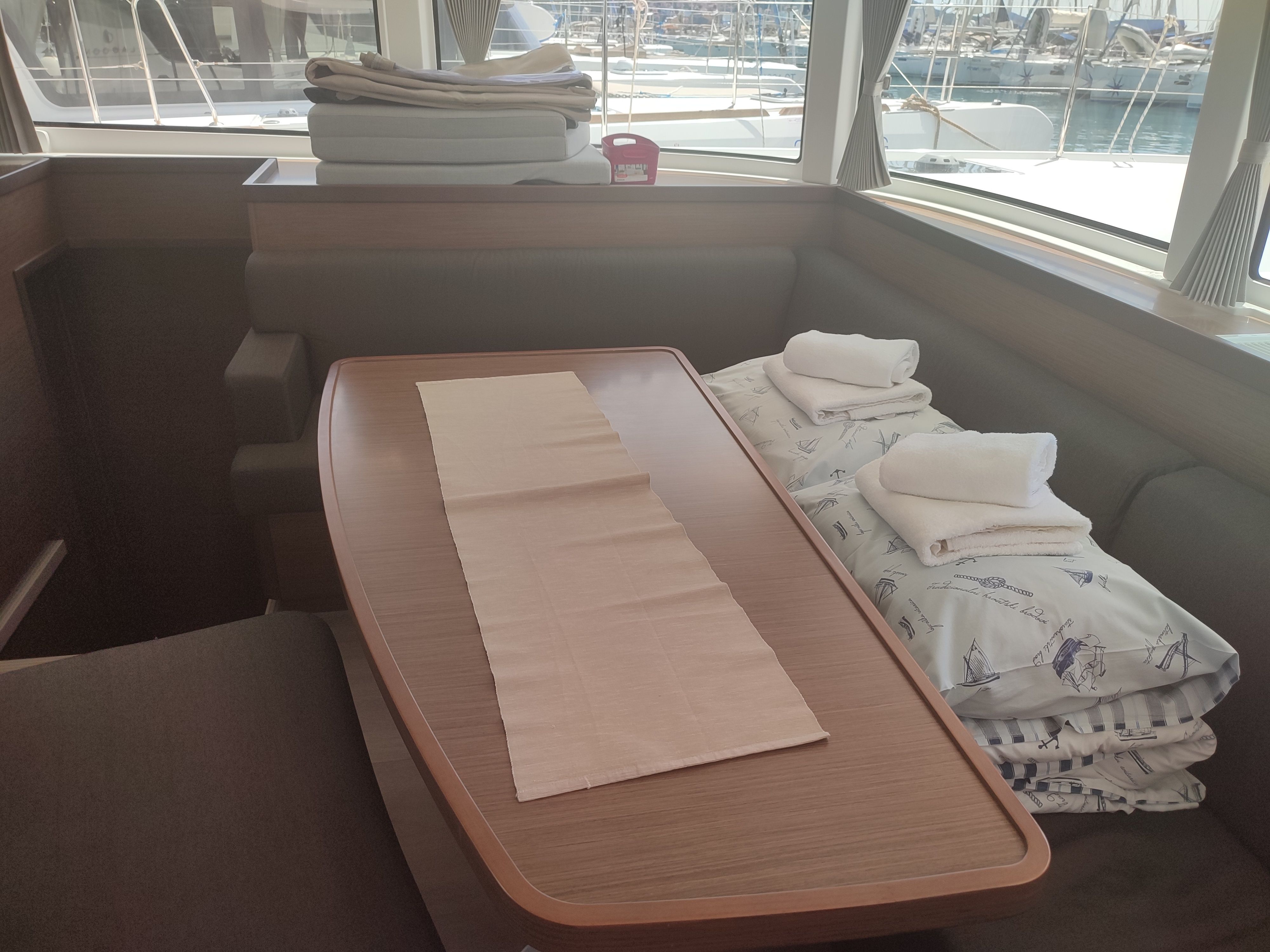 Lagoon 42 | Angela 5