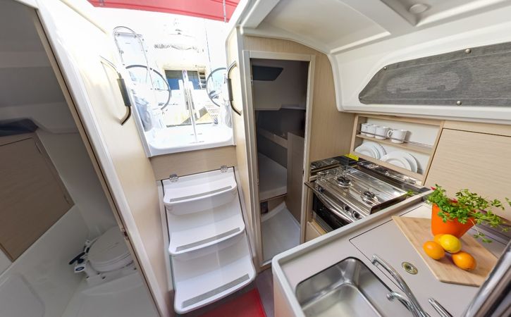 Beneteau Oceanis 30.1 | Mobula Zero