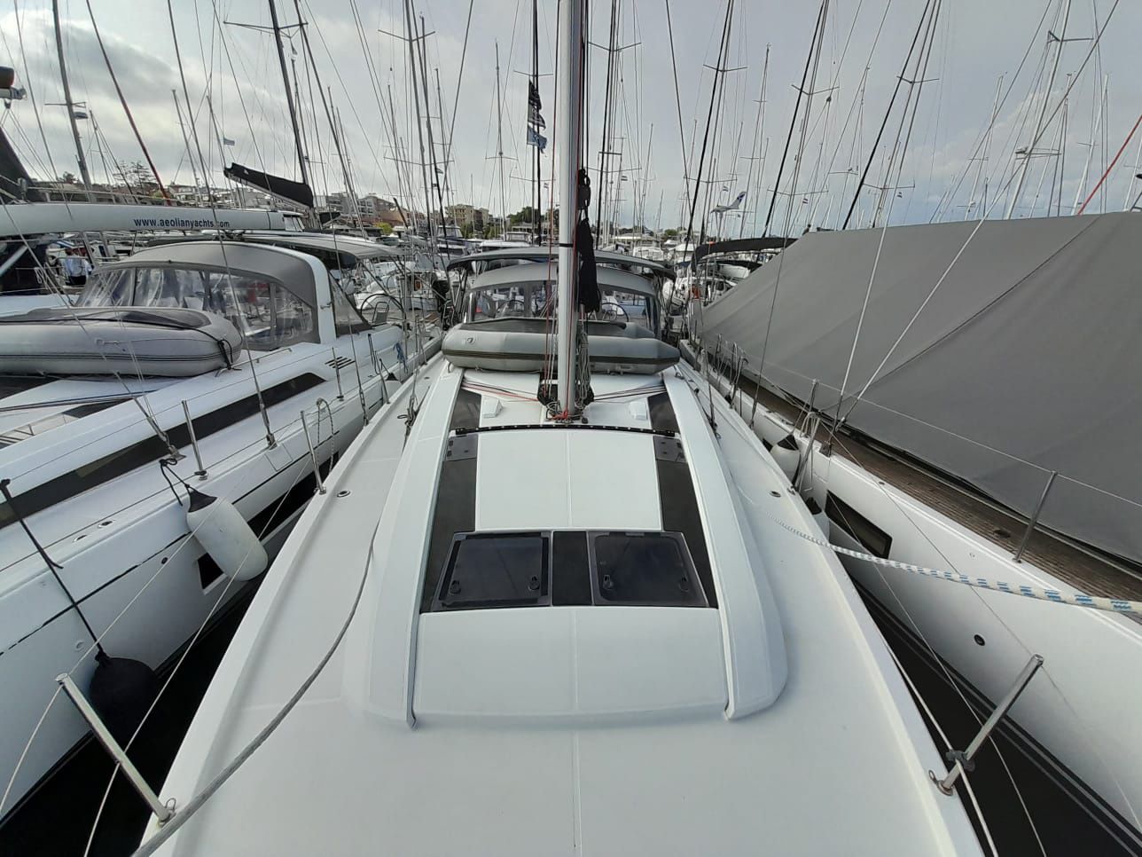 Beneteau Oceanis 46.1 | Aeolian Melody