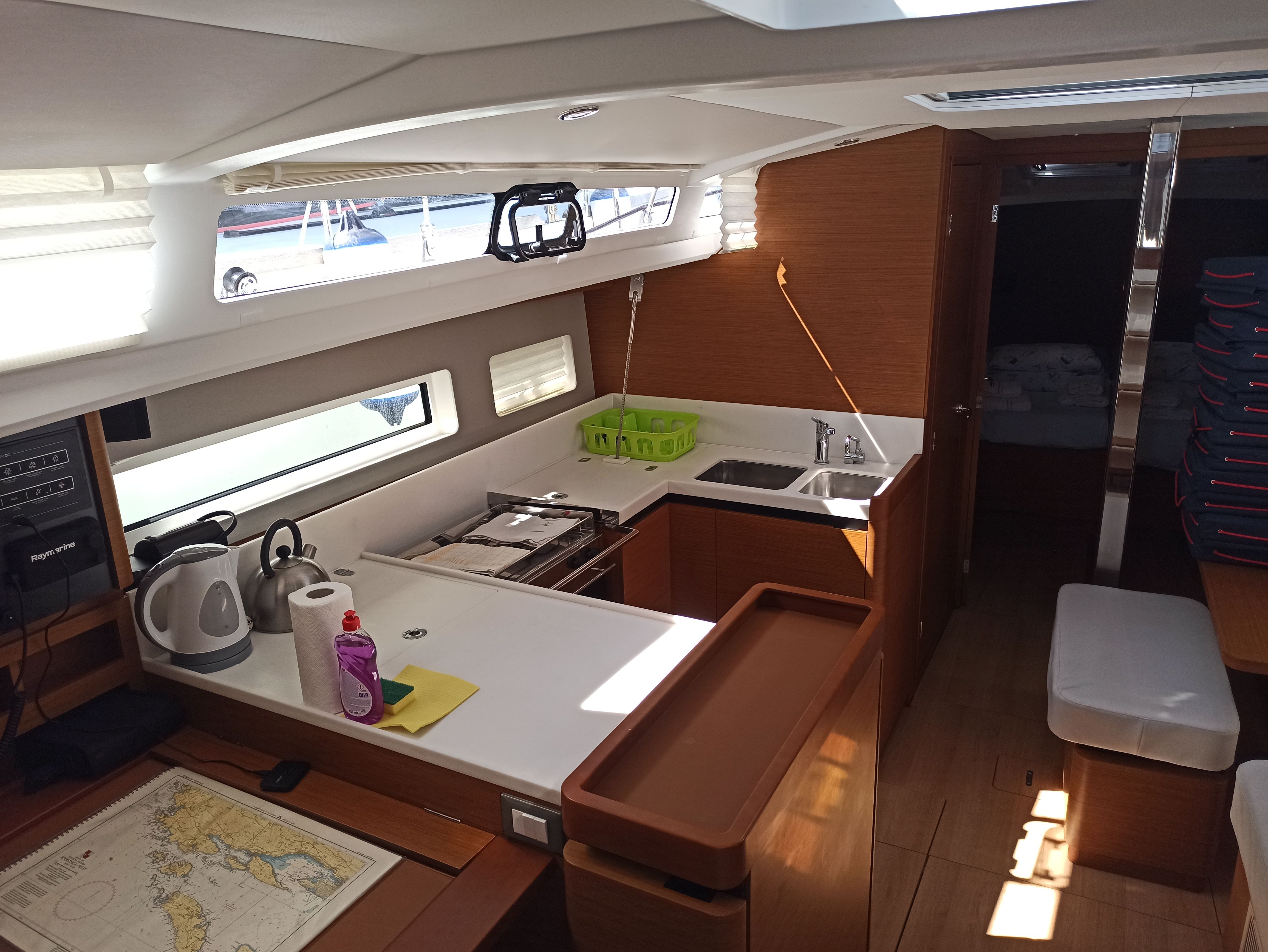 Jeanneau Sun Odyssey 440 | Habibi