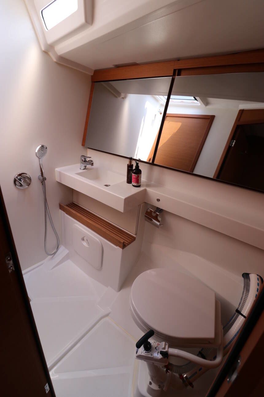 Jeanneau Sun Odyssey 440 | Habibi