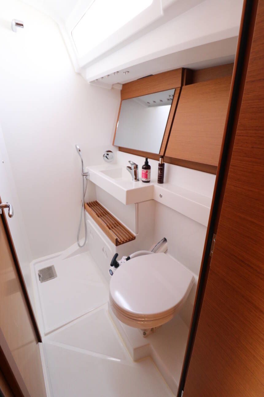 Jeanneau Sun Odyssey 440 | Habibi
