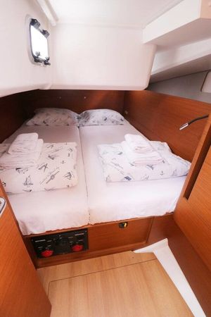 Jeanneau Sun Odyssey 440 | Habibi