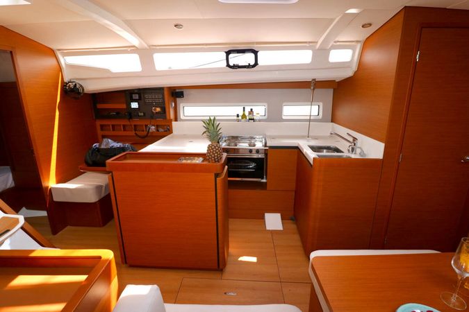 Jeanneau Sun Odyssey 440 | Habibi
