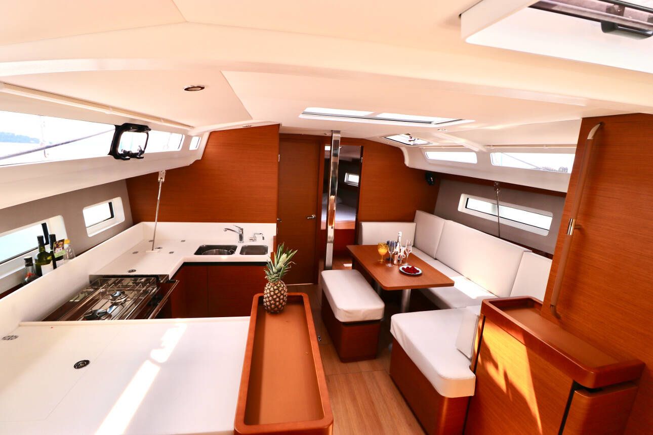Jeanneau Sun Odyssey 440 | Habibi