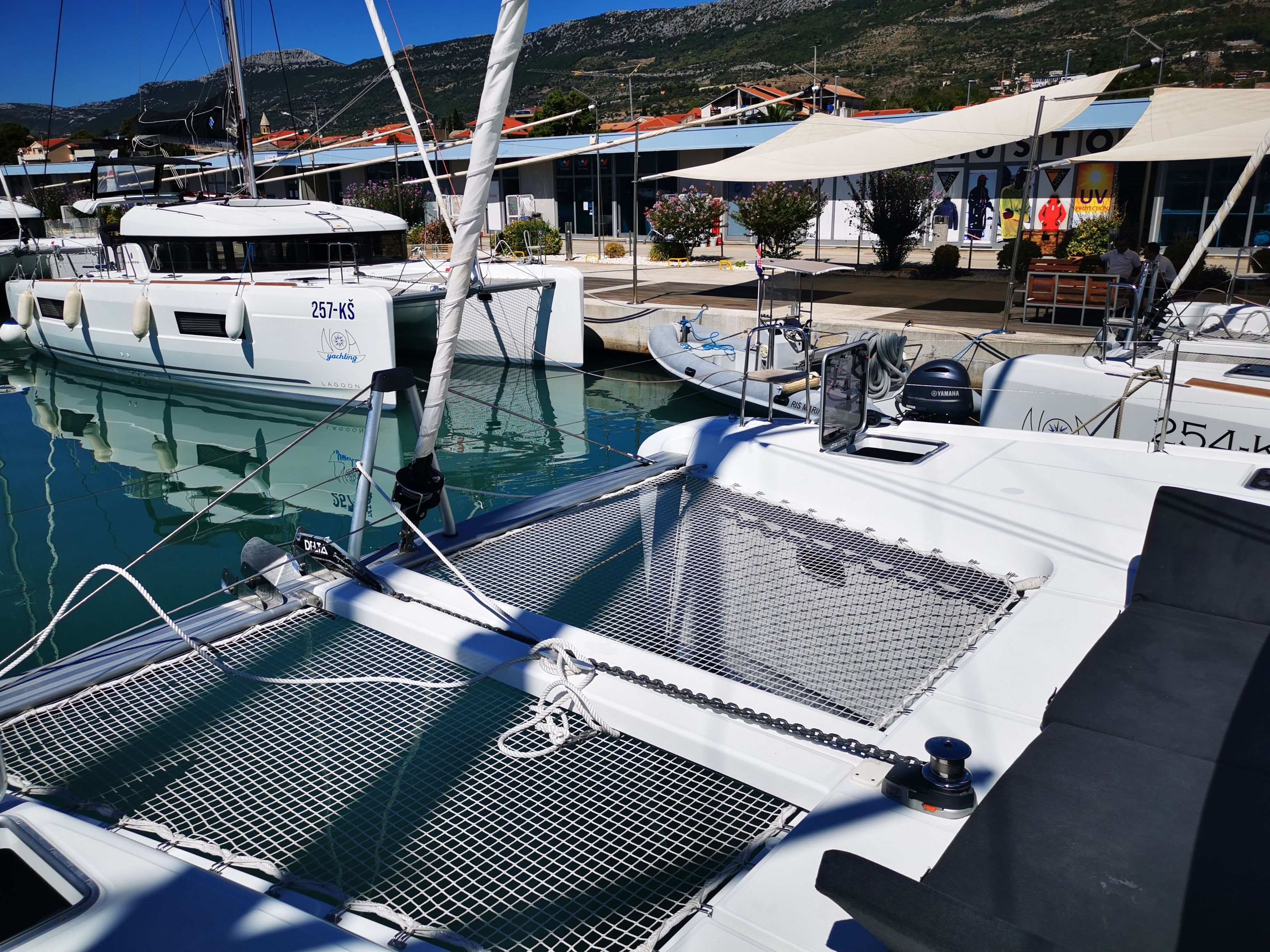 Lagoon 42 | Kobukson