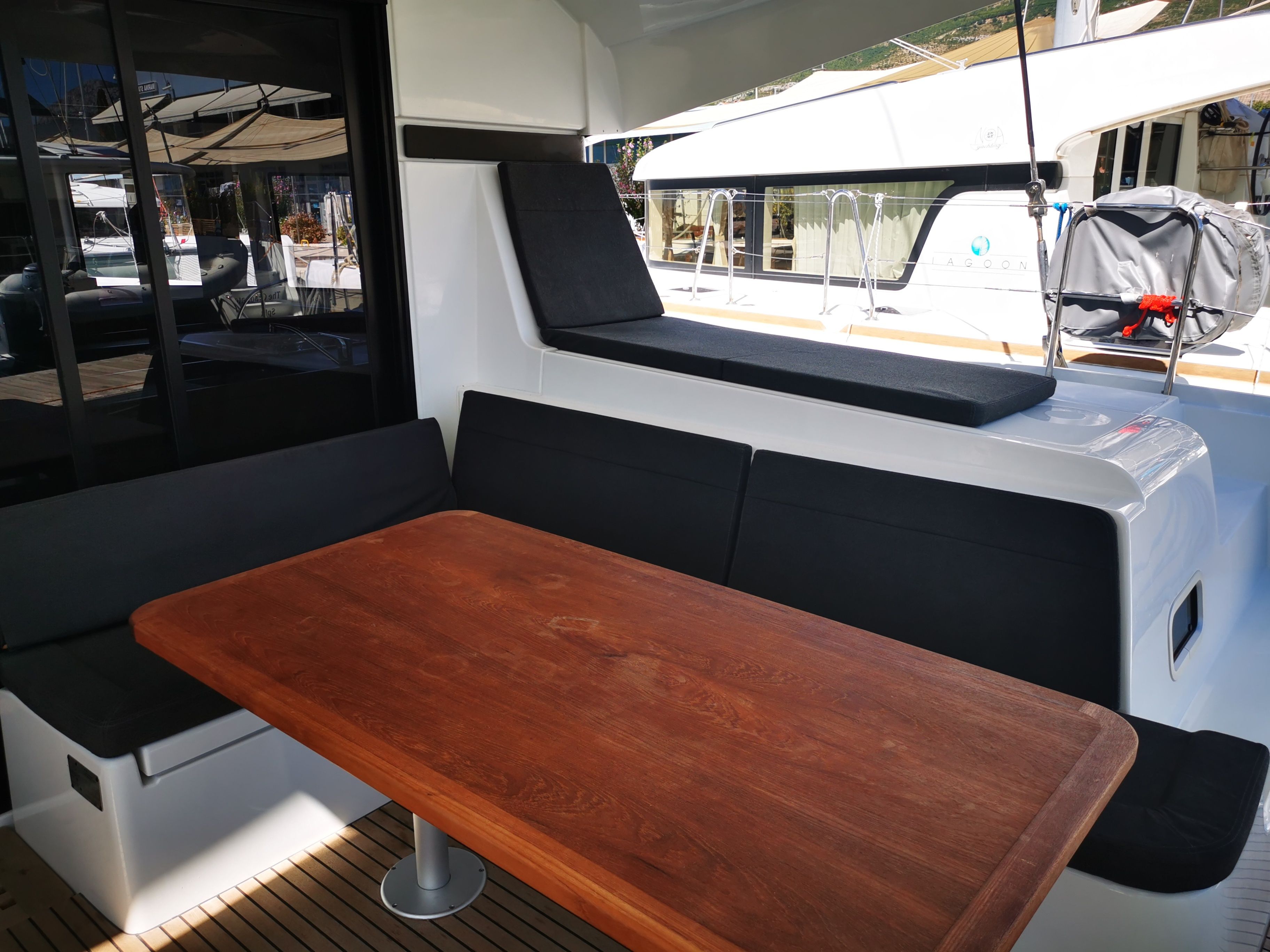 Lagoon 42 | Kobukson