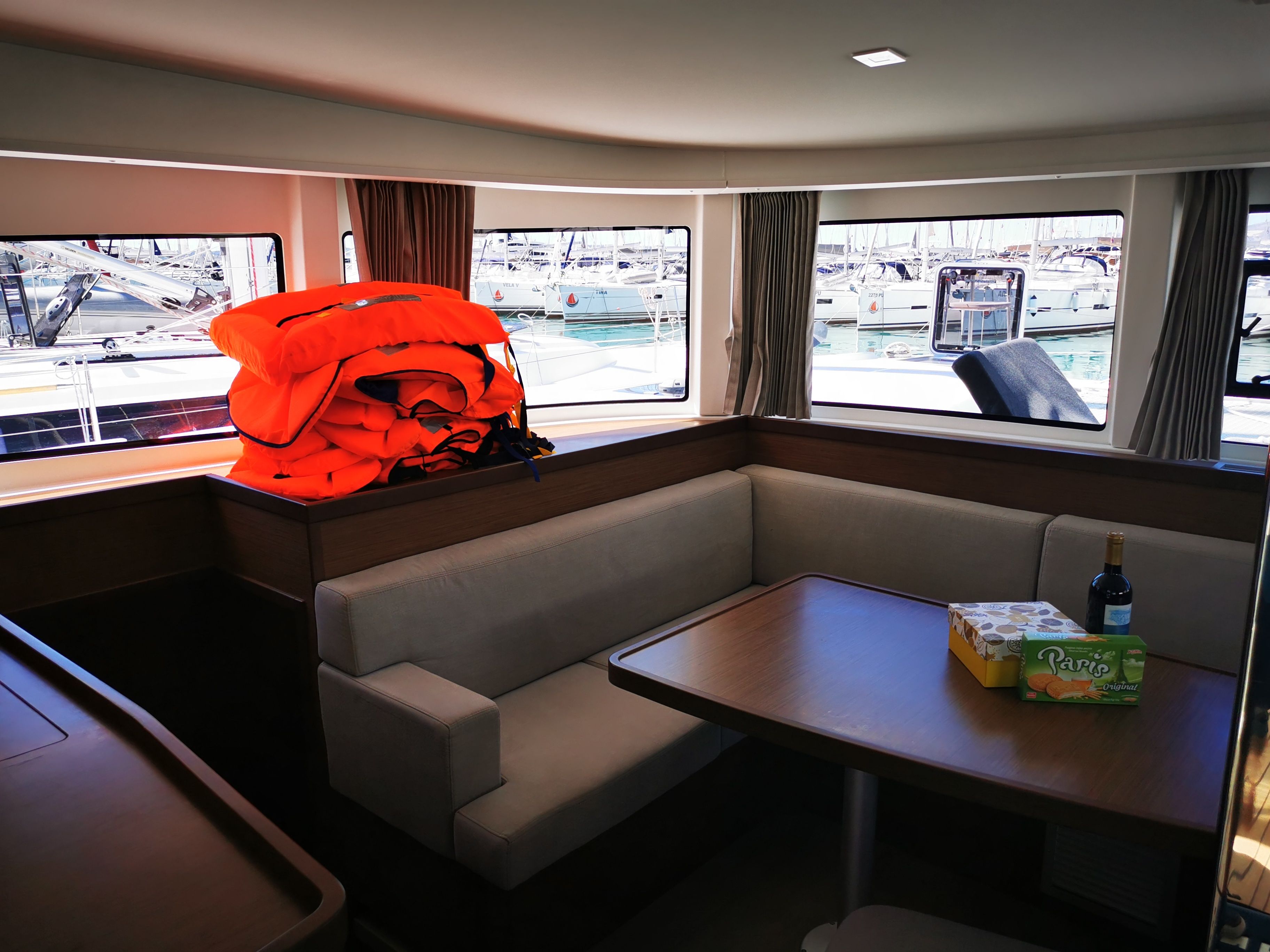 Lagoon 42 | Kobukson