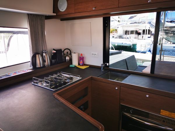 Lagoon 42 | Kobukson