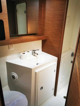 Lagoon 42 | Kobukson