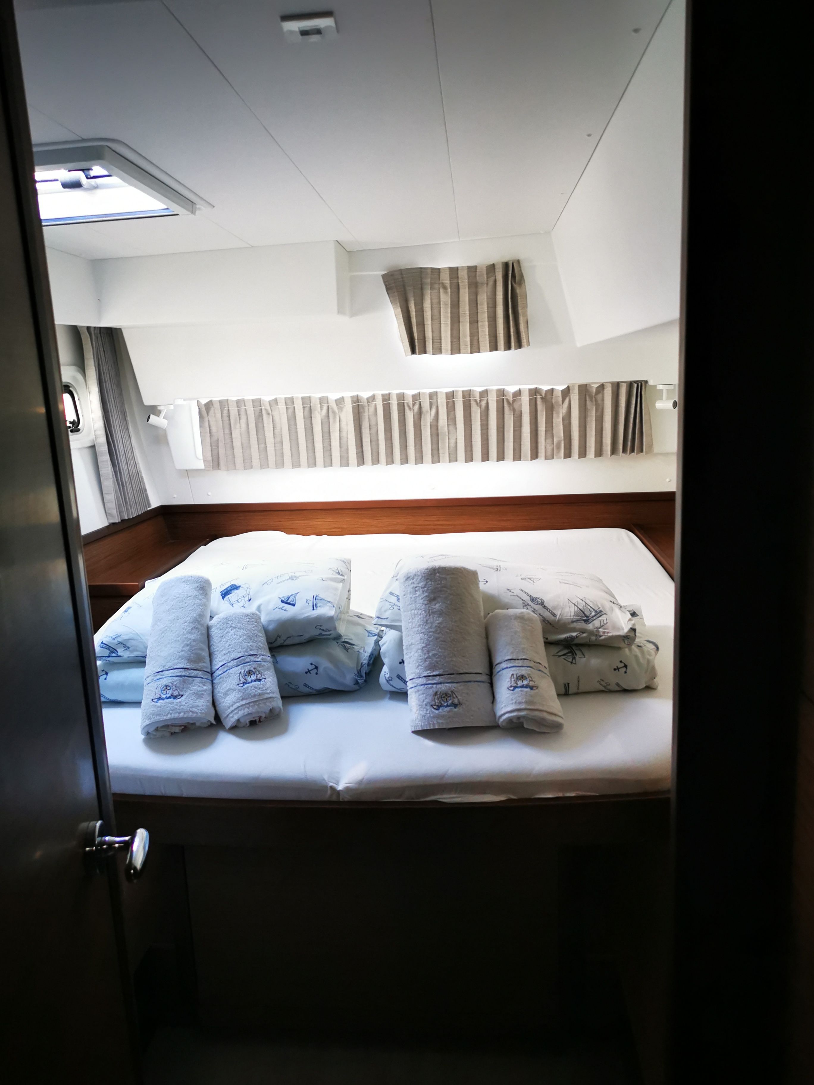 Lagoon 42 | Kobukson