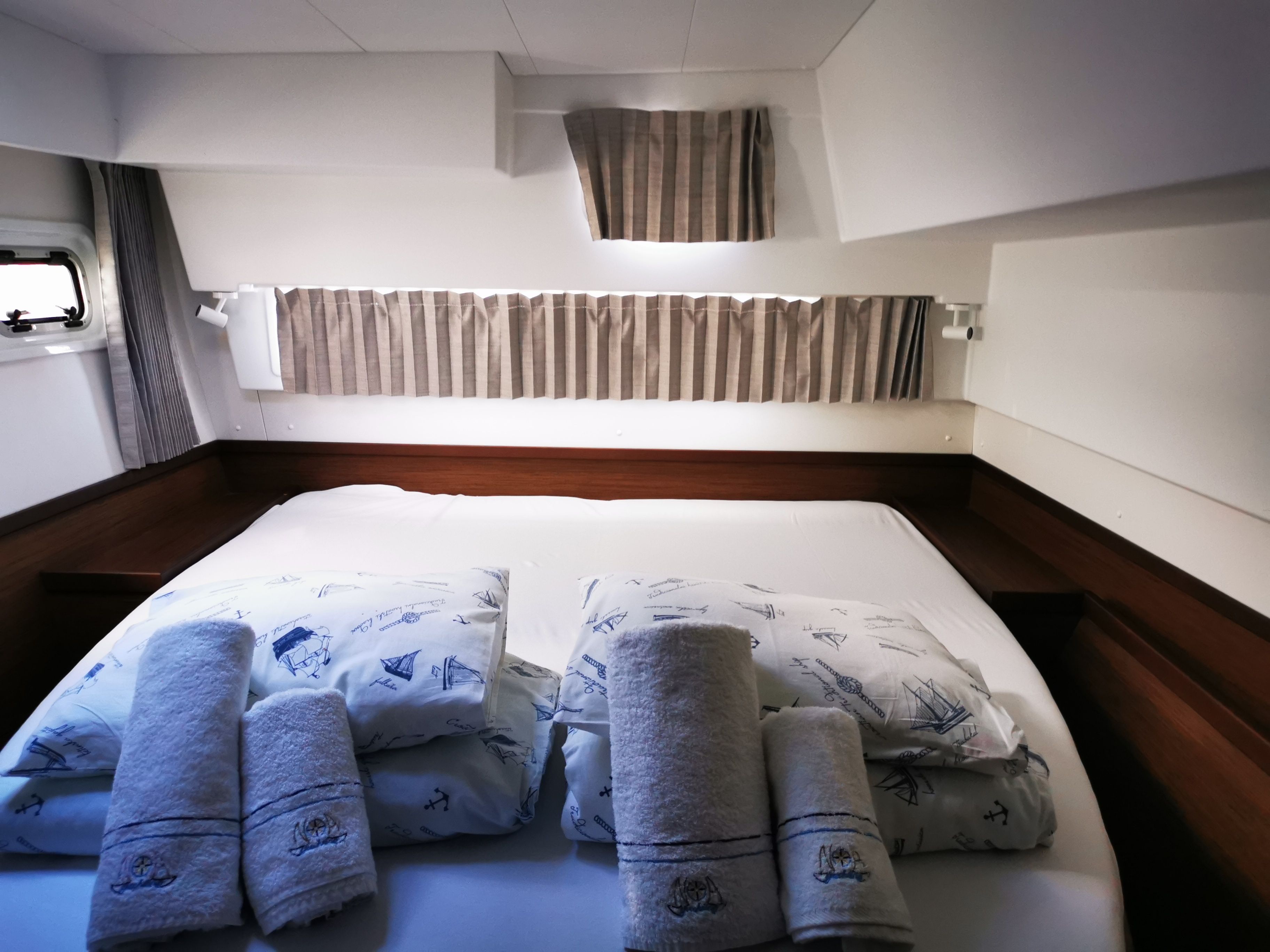 Lagoon 42 | Kobukson