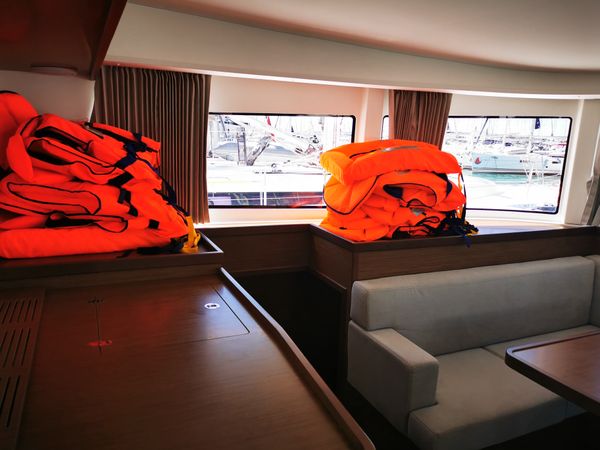 Lagoon 42 | Kobukson