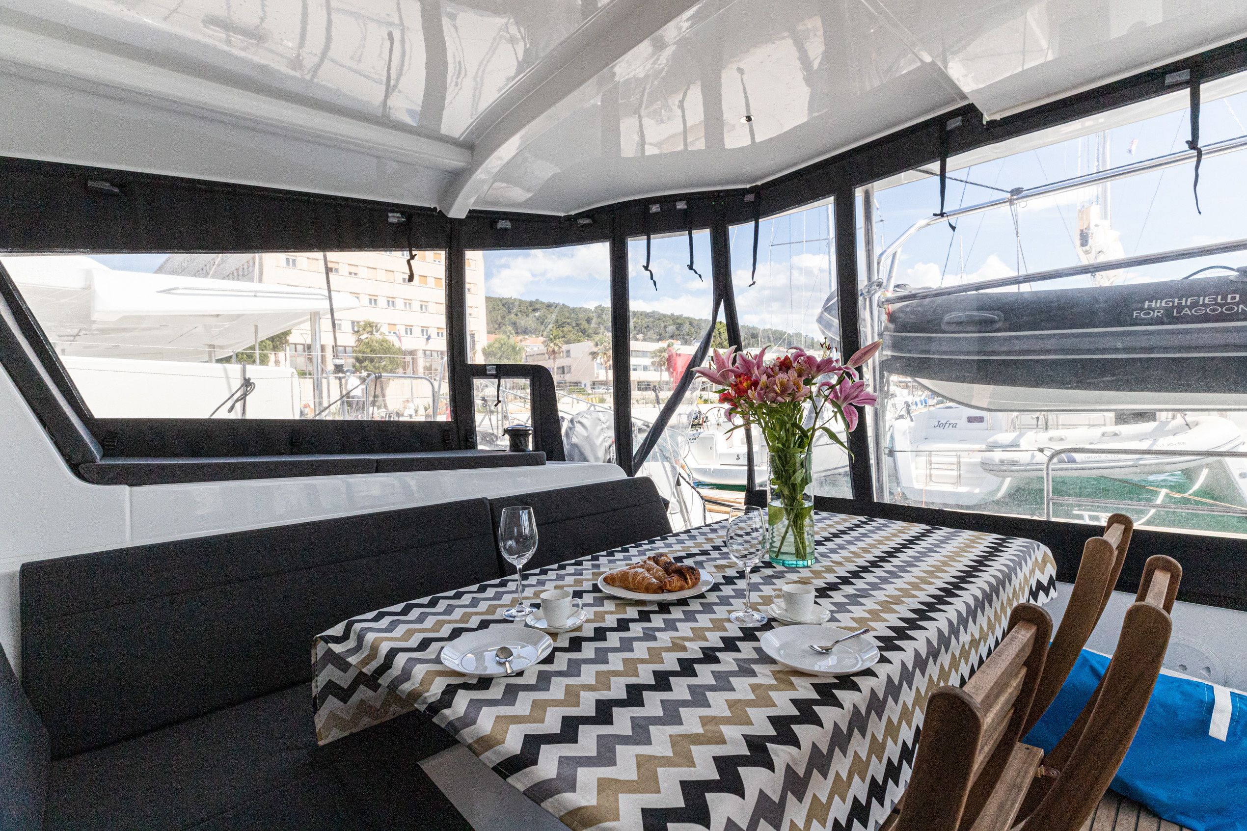 Lagoon 42 | Happy Key