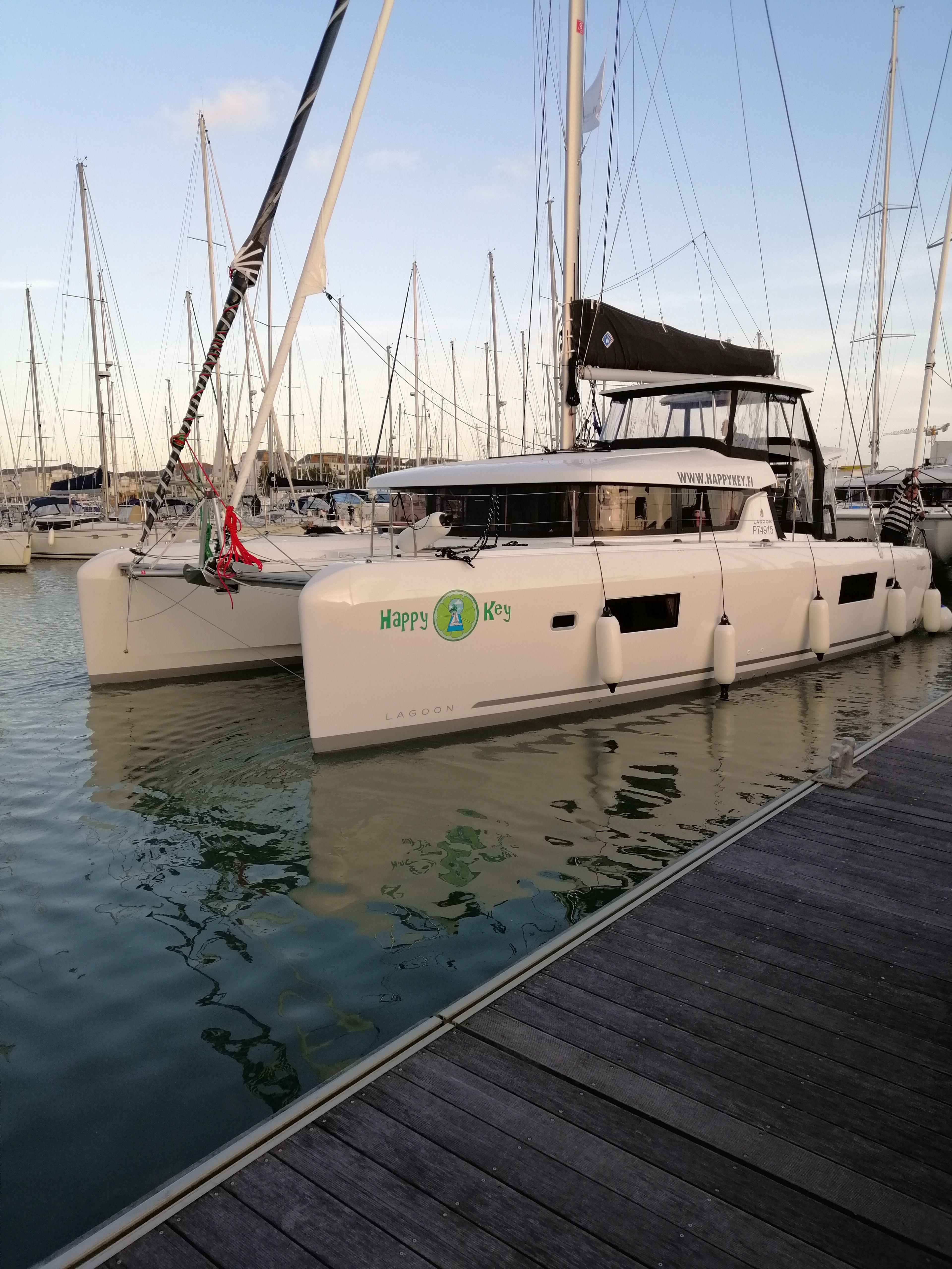 Lagoon 42 | Happy Key