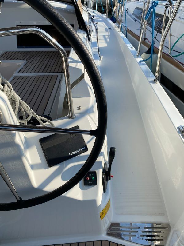 Jeanneau Sun Odyssey 490 | Aqua Fun