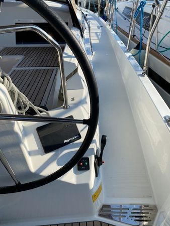Jeanneau Sun Odyssey 490 | Aqua Fun