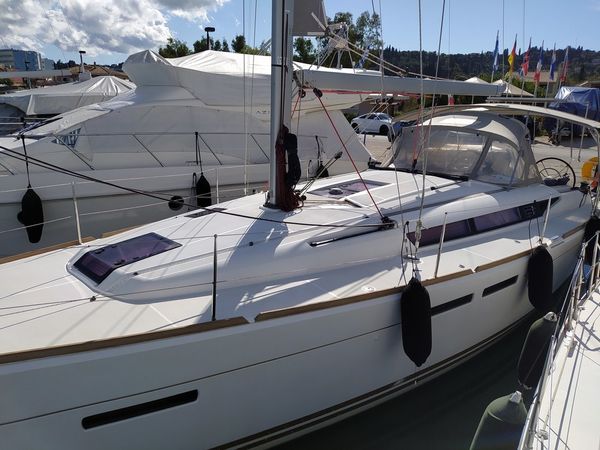 Jeanneau Sun Odyssey 409 | Traveller