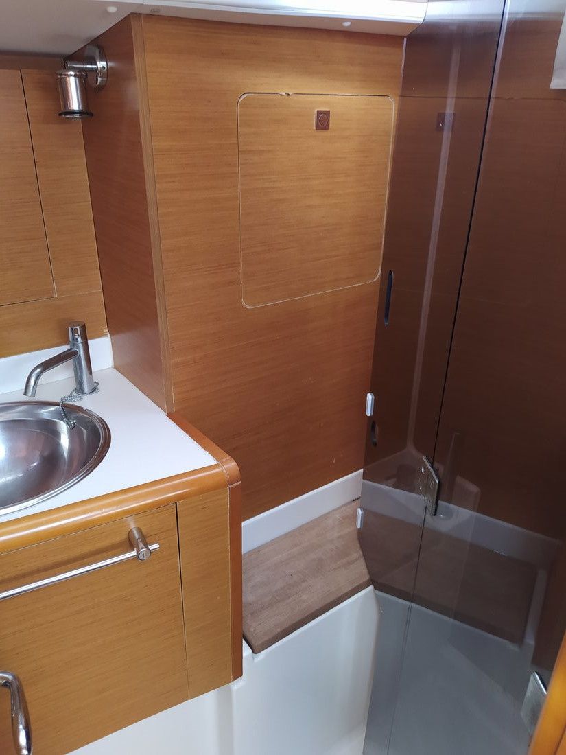 Jeanneau Sun Odyssey 409 | Traveller