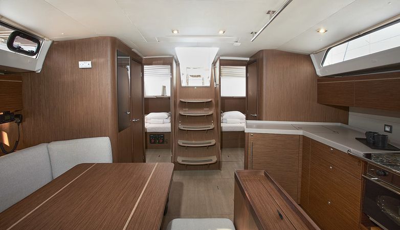 Beneteau Oceanis 46.1 | Mila 8