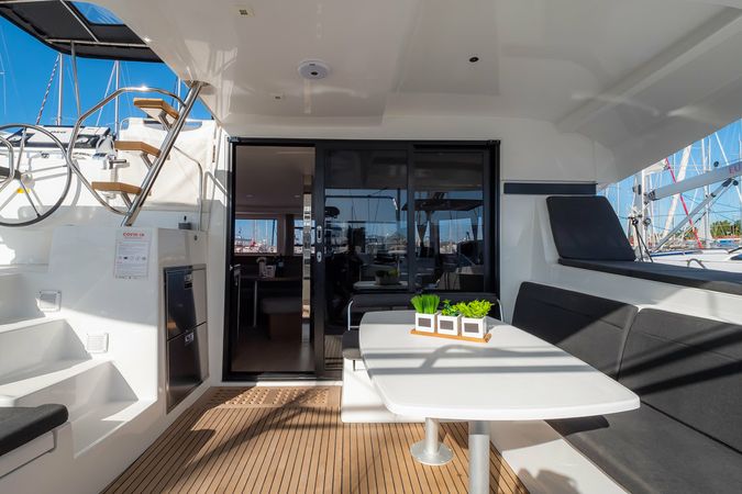 Lagoon 42 | Fly With Me