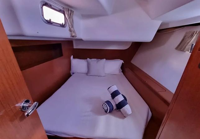 Beneteau Oceanis 54 | Thidawaree