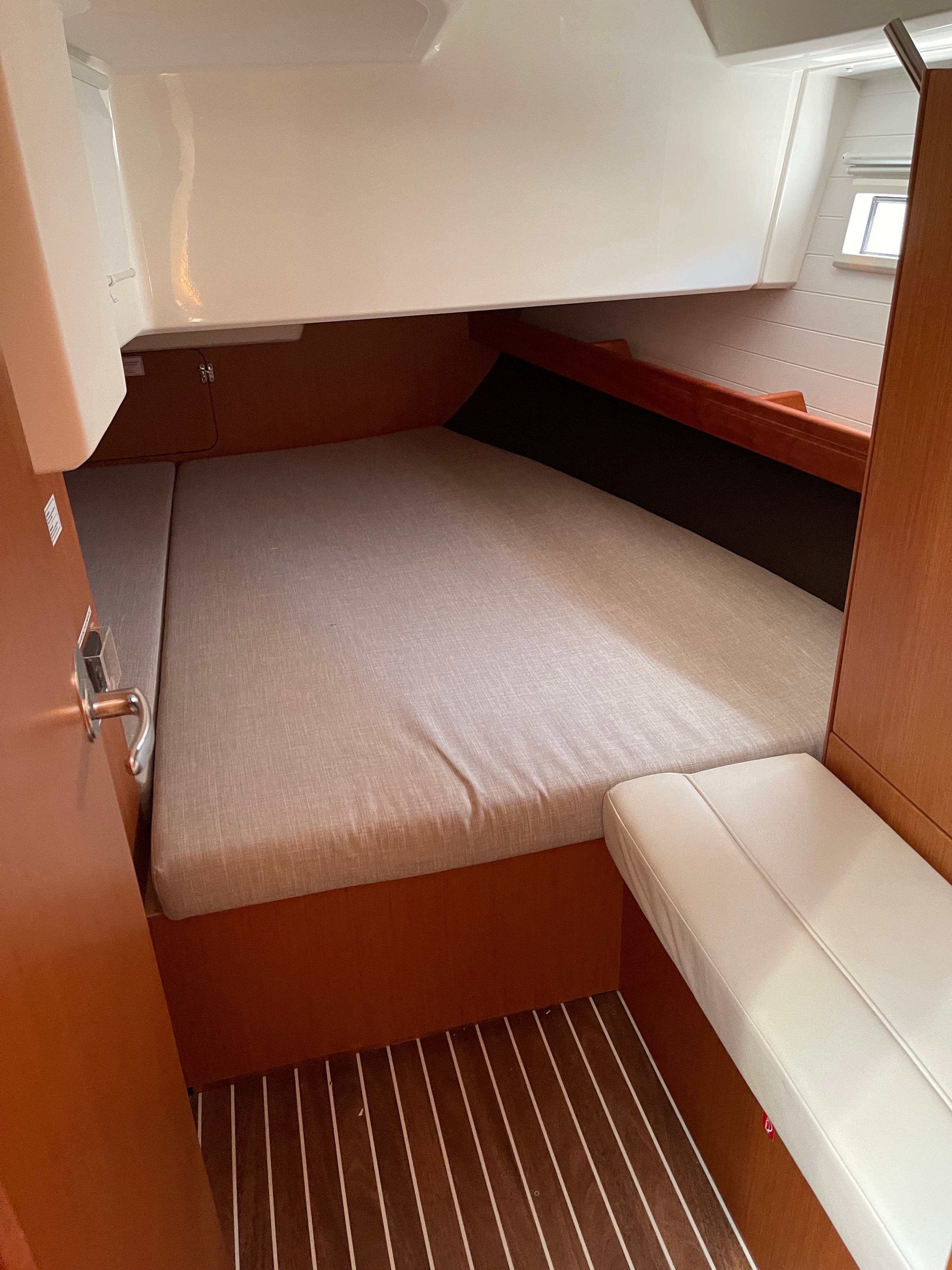 Bavaria Cruiser 41 | Bella