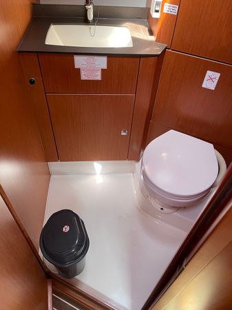 Bavaria Cruiser 41 | Bella