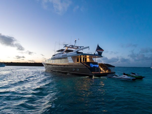 Crescent 116 | Unbridled