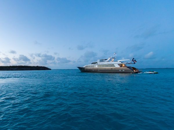 Crescent 116 | Unbridled