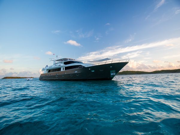 Crescent 116 | Unbridled