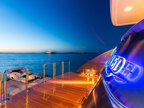 Crescent 116 | Unbridled