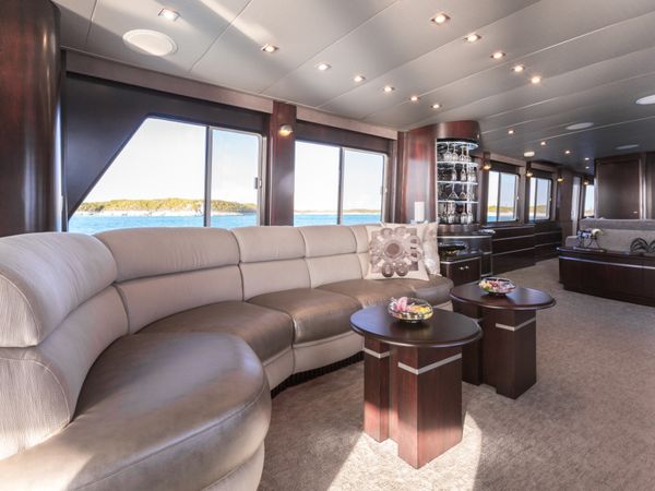 Crescent 116 | Unbridled