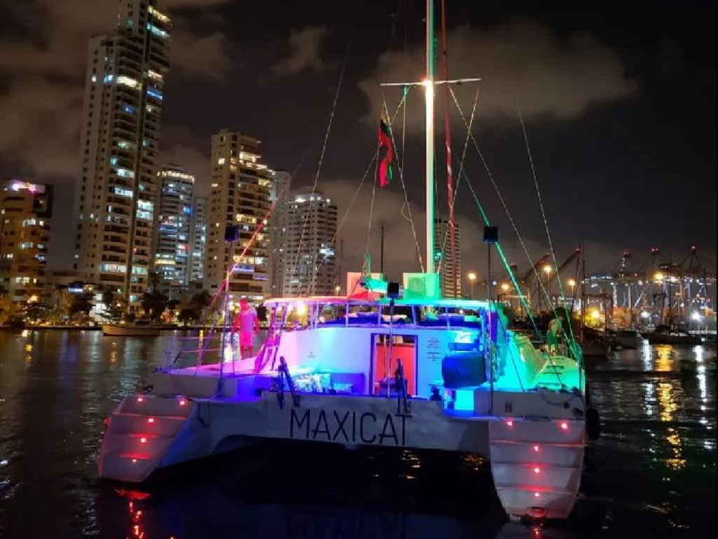 Custom Built 65 | Maxicat