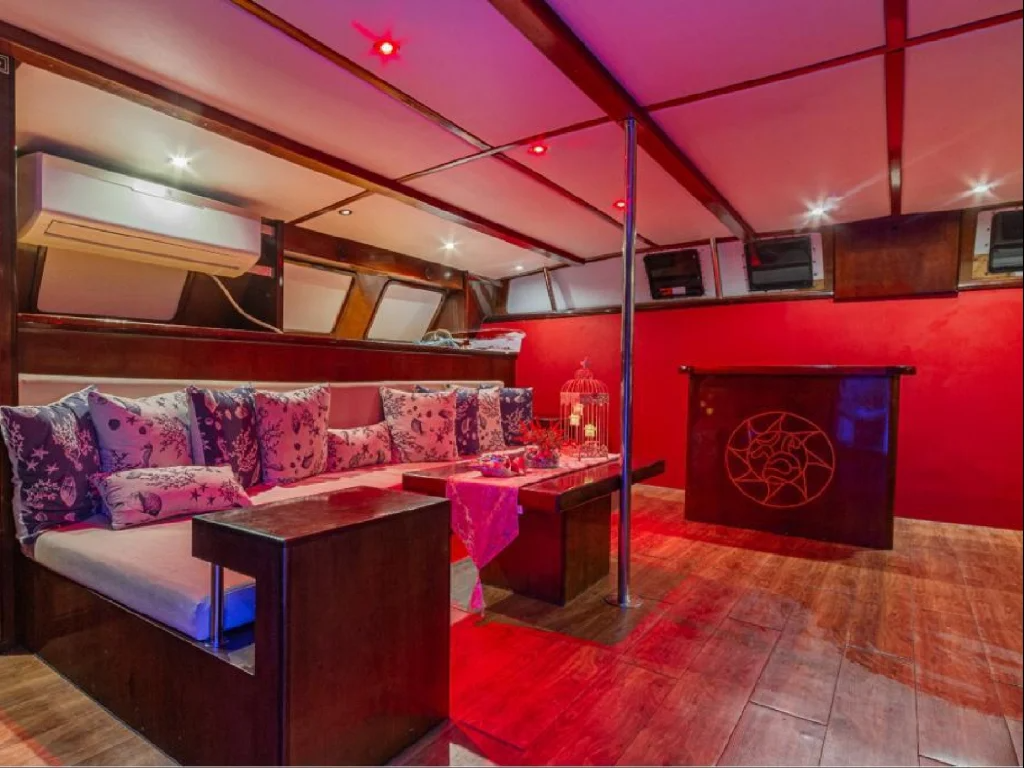 Custom Built 65 | Maxicat