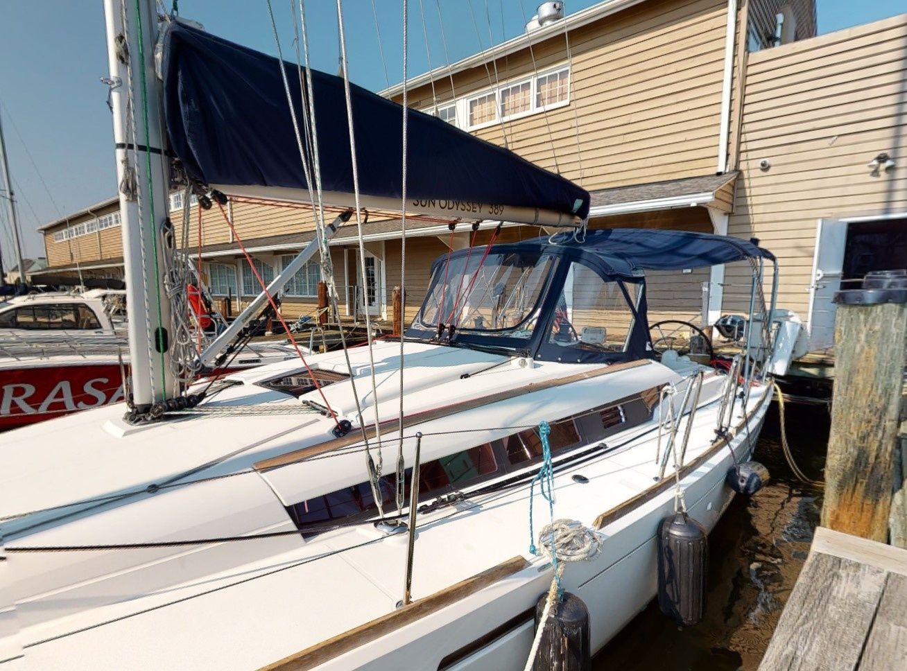 Jeanneau Sun Odyssey 389 | 39 North