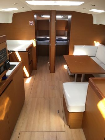 Jeanneau Sun Odyssey 490 | Lady Flora 2