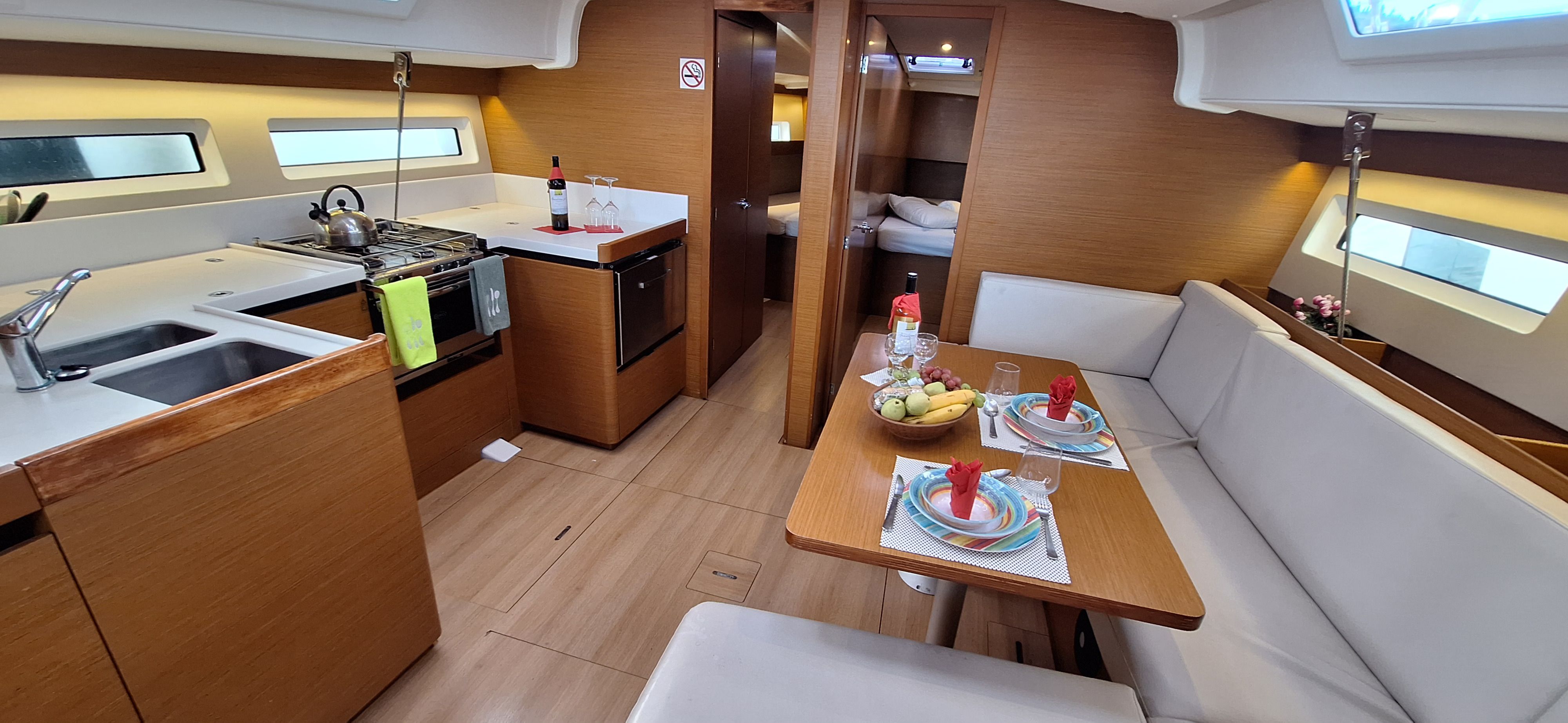 Jeanneau Sun Odyssey 490 | Lady Flora 2
