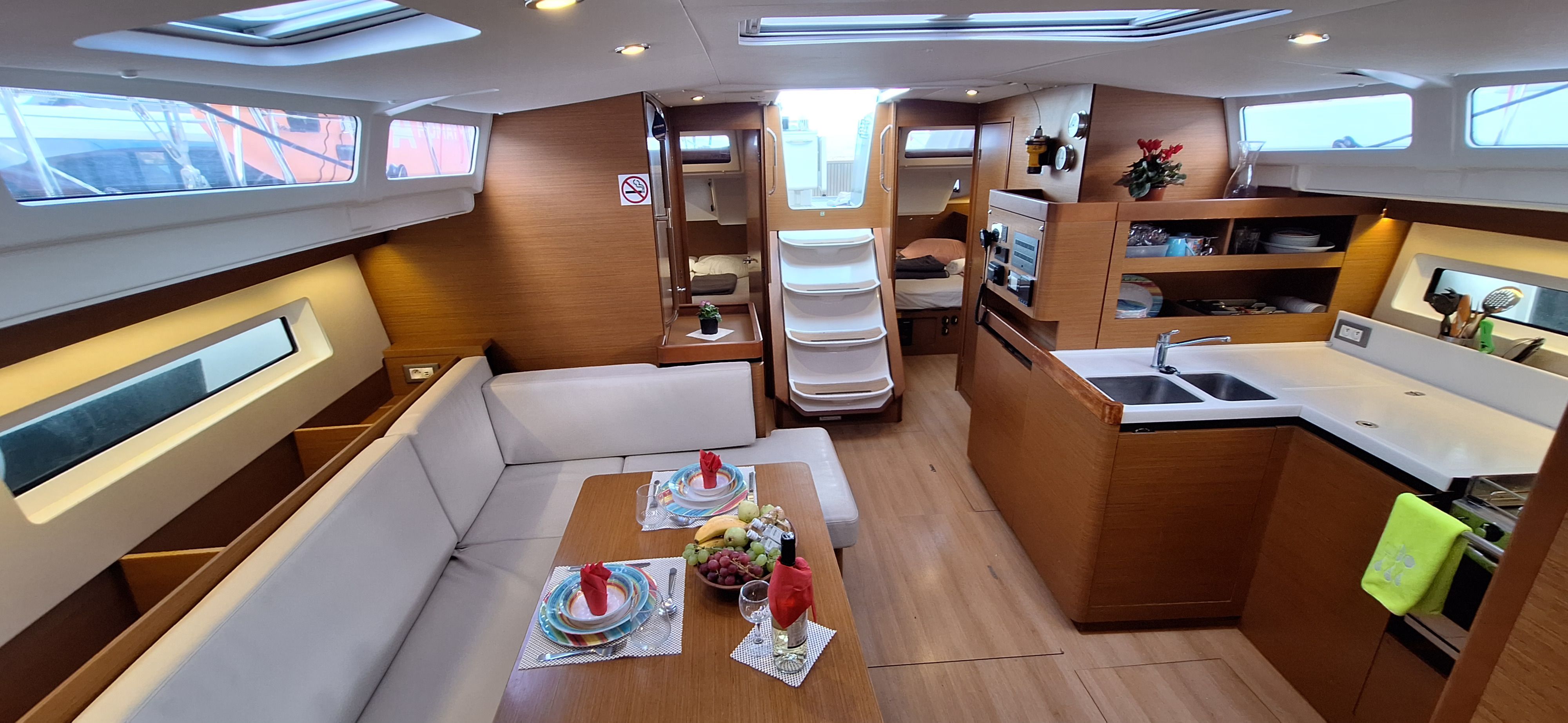 Jeanneau Sun Odyssey 490 | Lady Flora 2