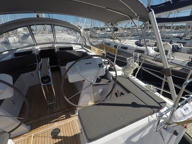Hanse 458 | Podatok Too