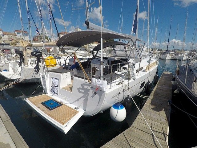 Hanse 458 | Podatok Too