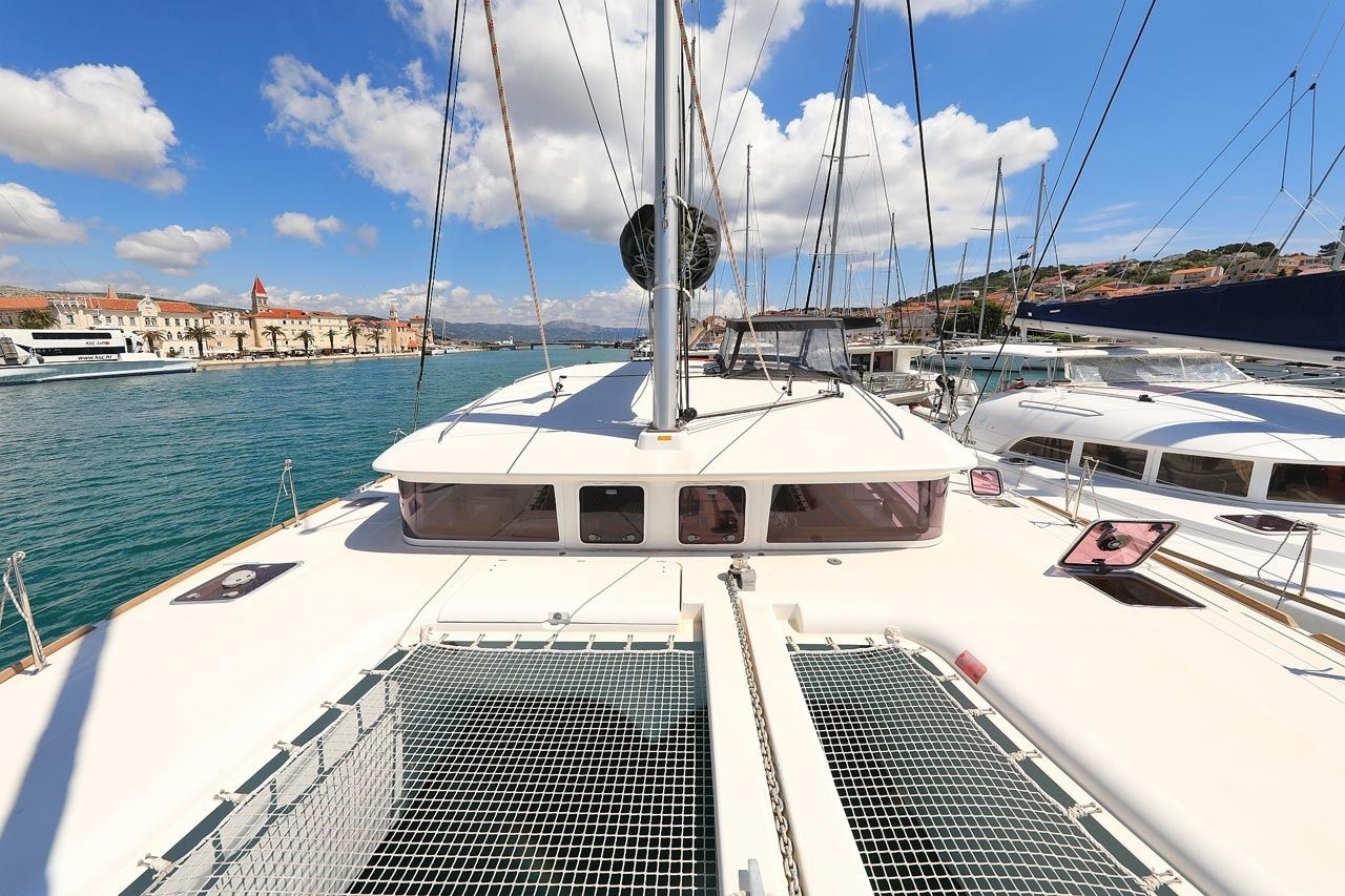 Lagoon 400 | Pagomo Nayan