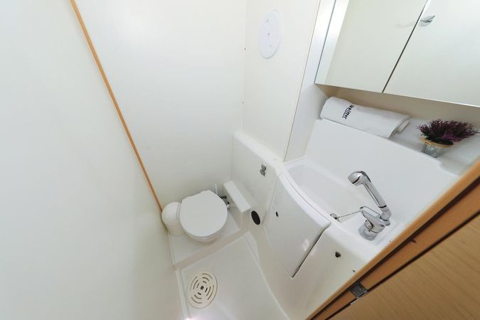 Lagoon 400 | Pagomo Nayan